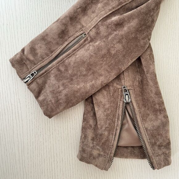 BLANK NYC Faux Suede Moto Jacket Size Large Tan Asymmetrical Zip Up Lined Grunge - Picture 14 of 15